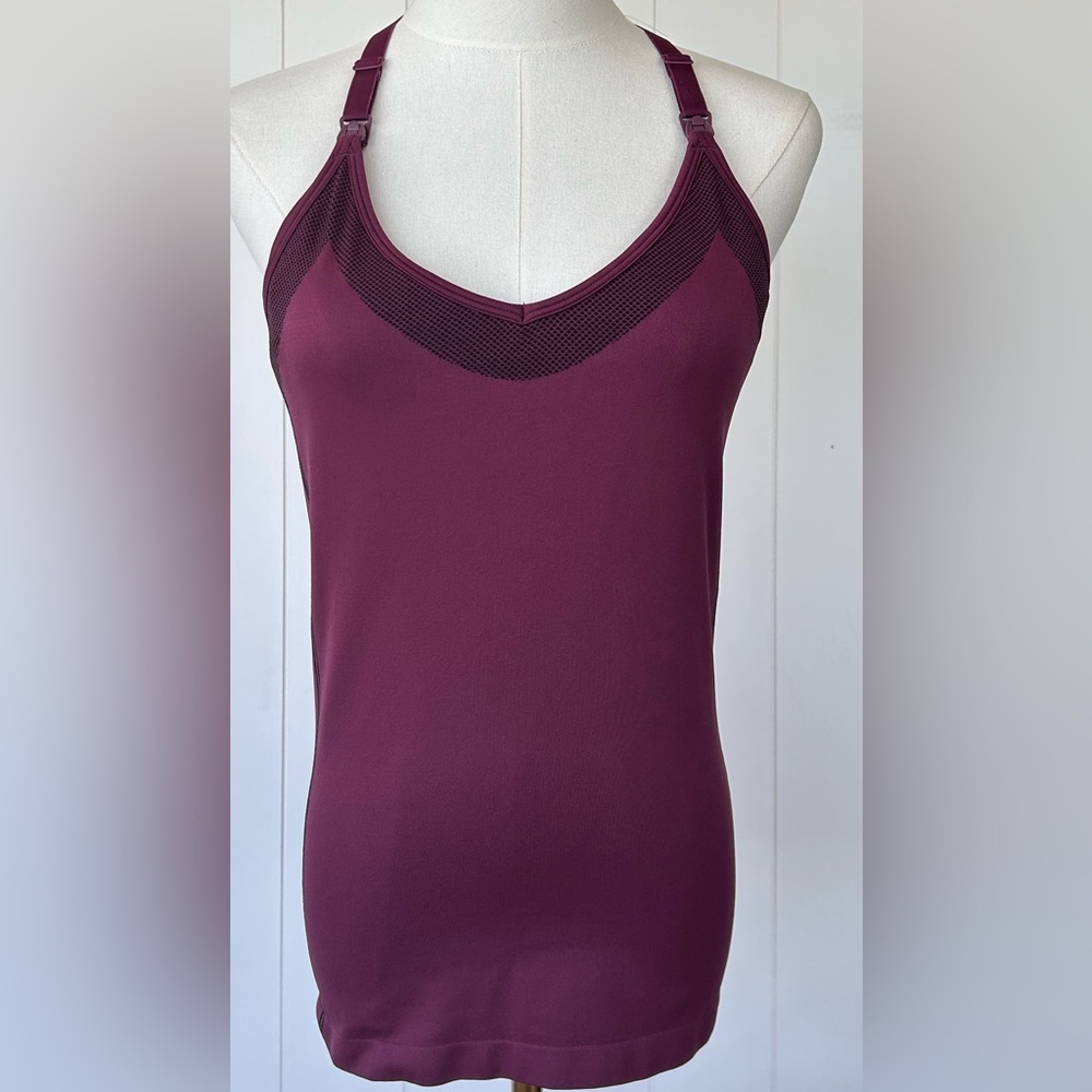 Gilligan & O’Malley Set 2 Nursing Racer Back Tank Tops Adjustable Size Med